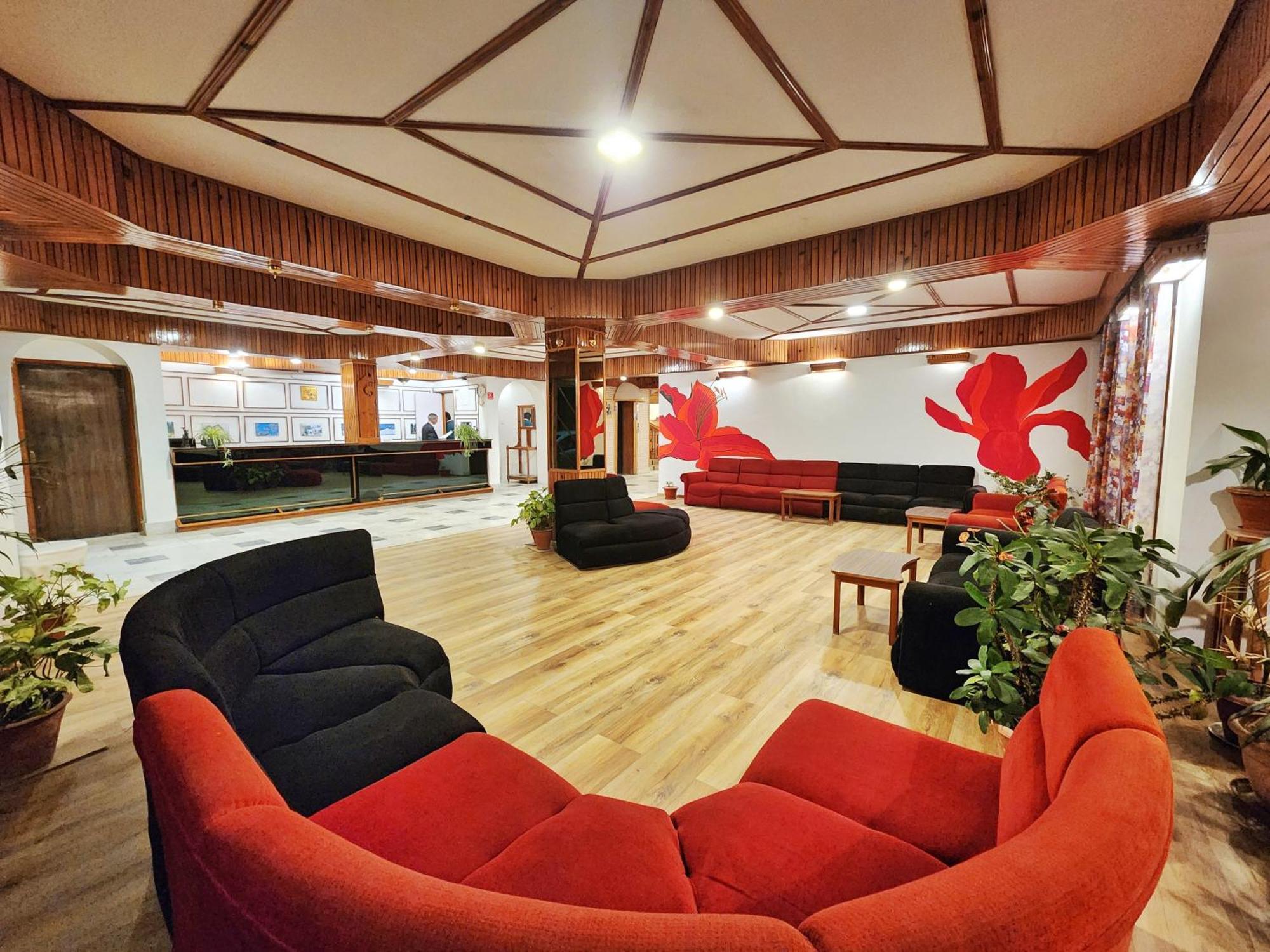Hotel Pineview Shimla Eksteriør bilde