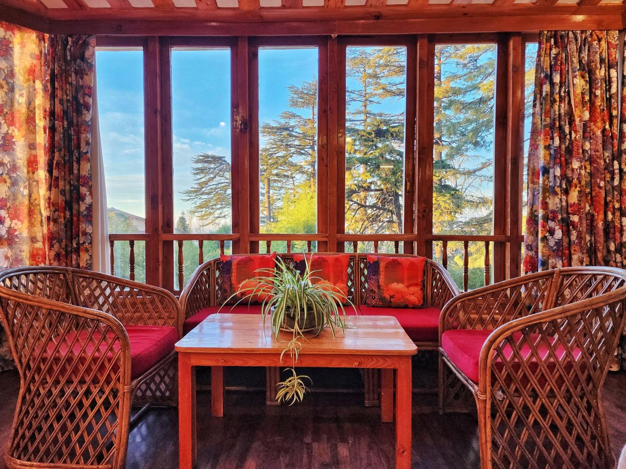 Hotel Pineview Shimla Eksteriør bilde