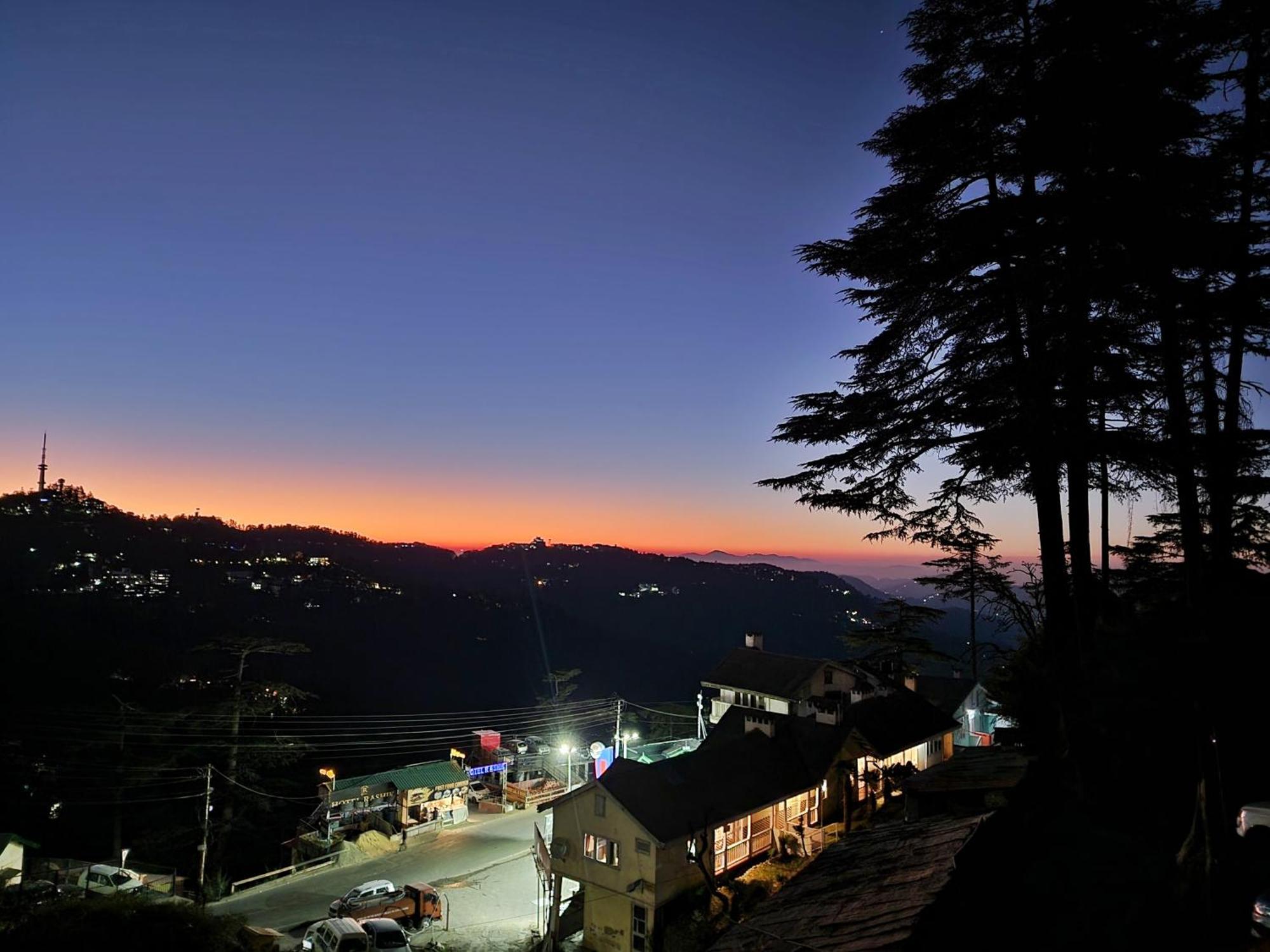 Hotel Pineview Shimla Eksteriør bilde
