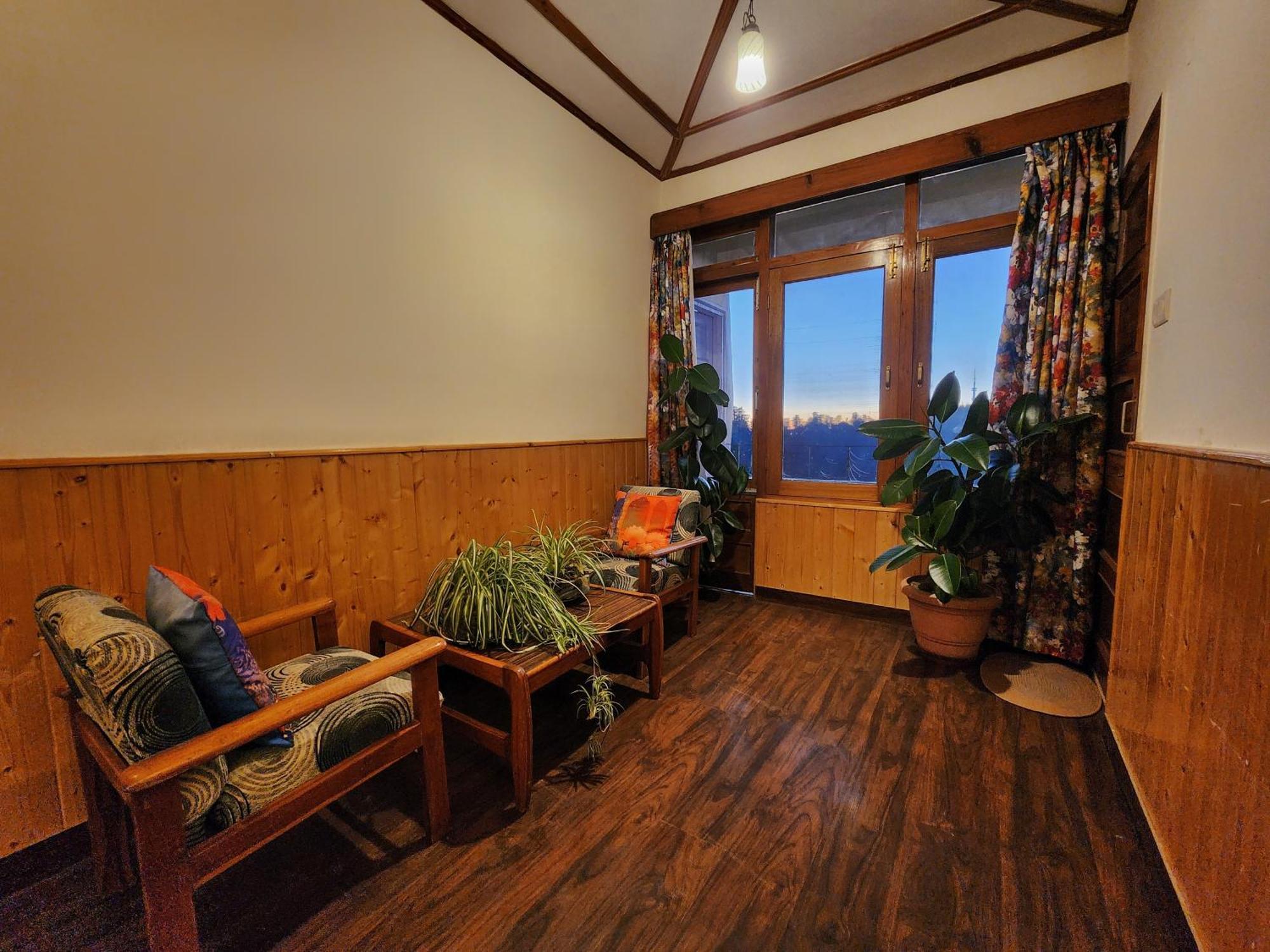 Hotel Pineview Shimla Eksteriør bilde
