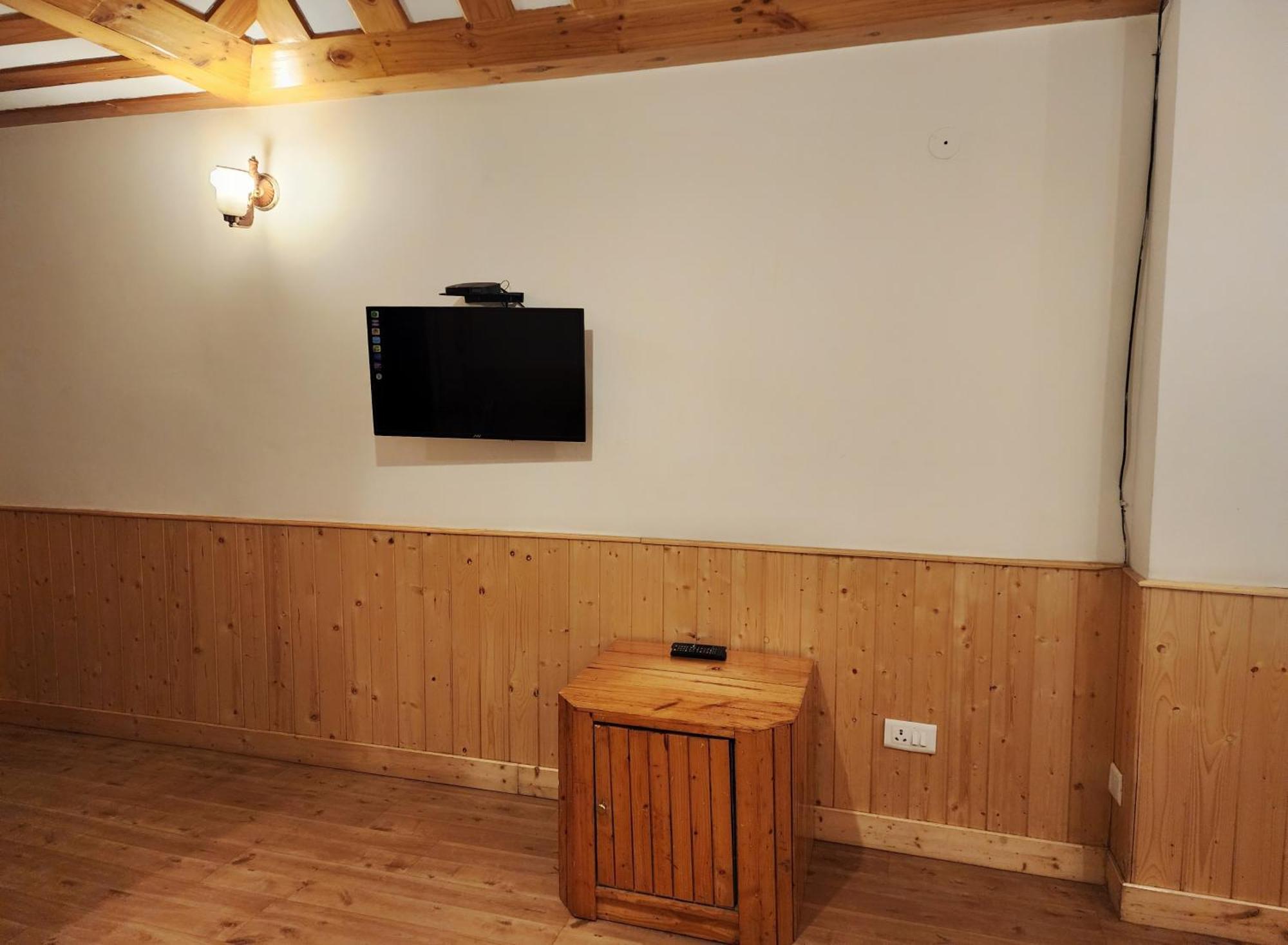 Hotel Pineview Shimla Eksteriør bilde